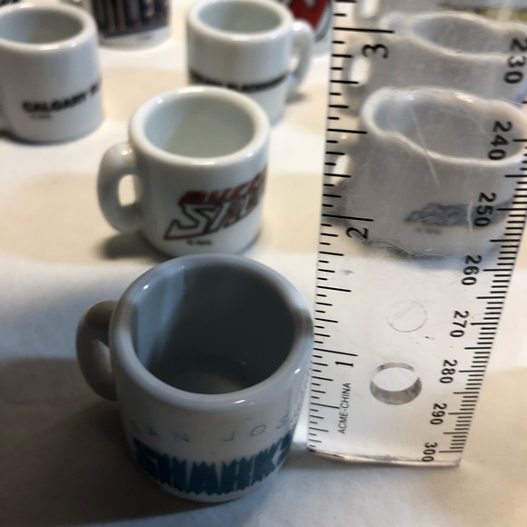 NHL Hockey Team Logo Mini Mugs Lot of 15 Bruins Oilers Kings Canucks Sharks - Picture 13 of 13